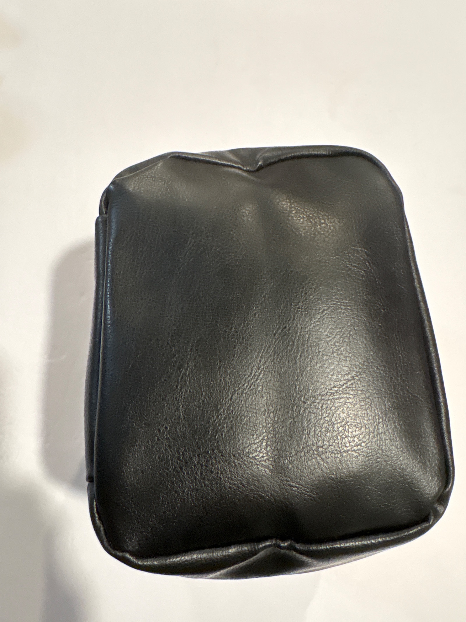 Anna Sui Black Leather Cosmetic Bag — photo 4