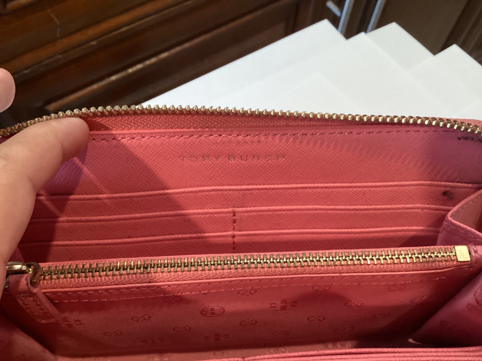 Tory Burch Robinson Zip Continental Wallet in Pink — photo 5