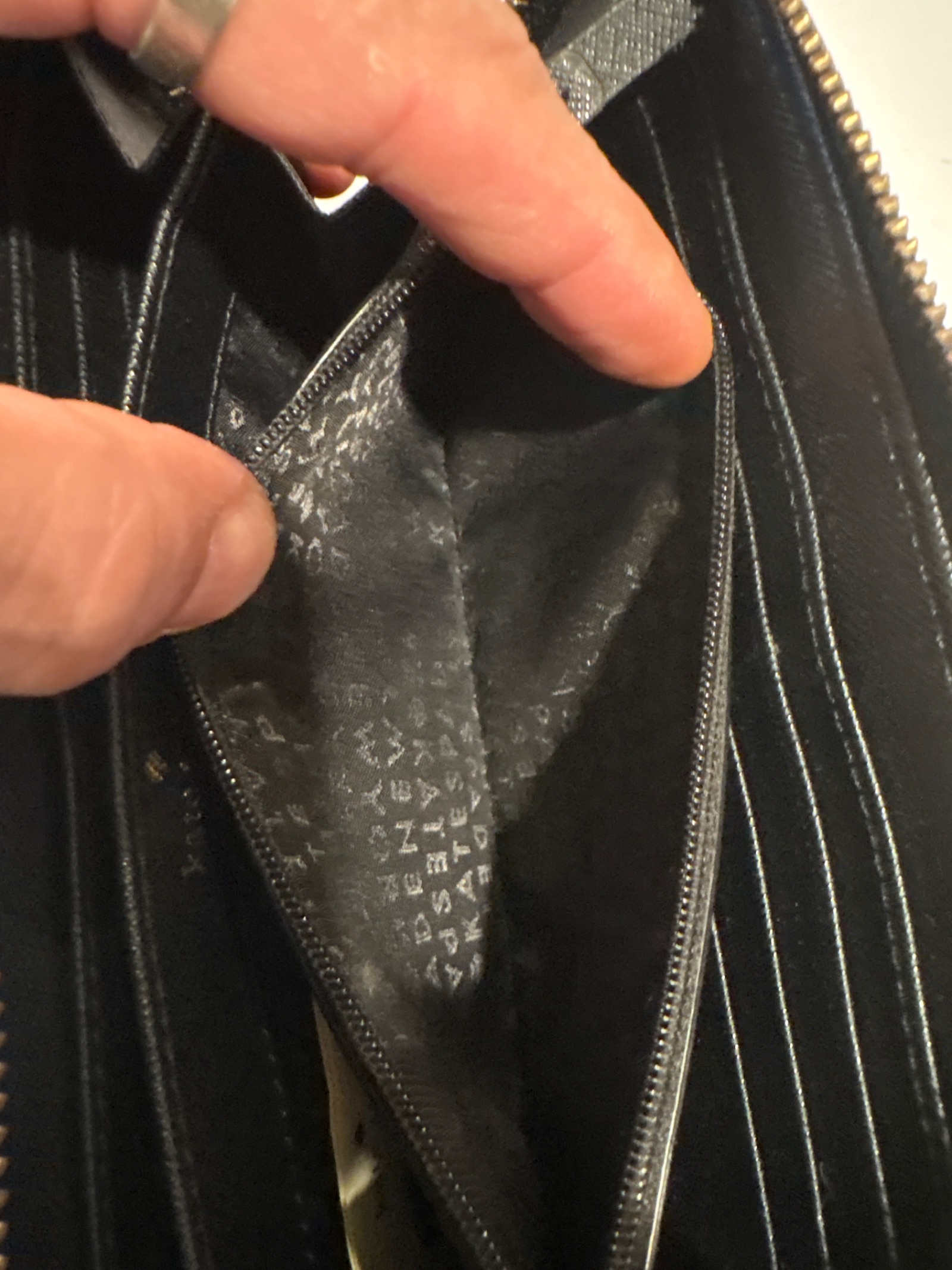 Kate Spade Cameron Street Lacey Black Zippy Wallet — photo 6