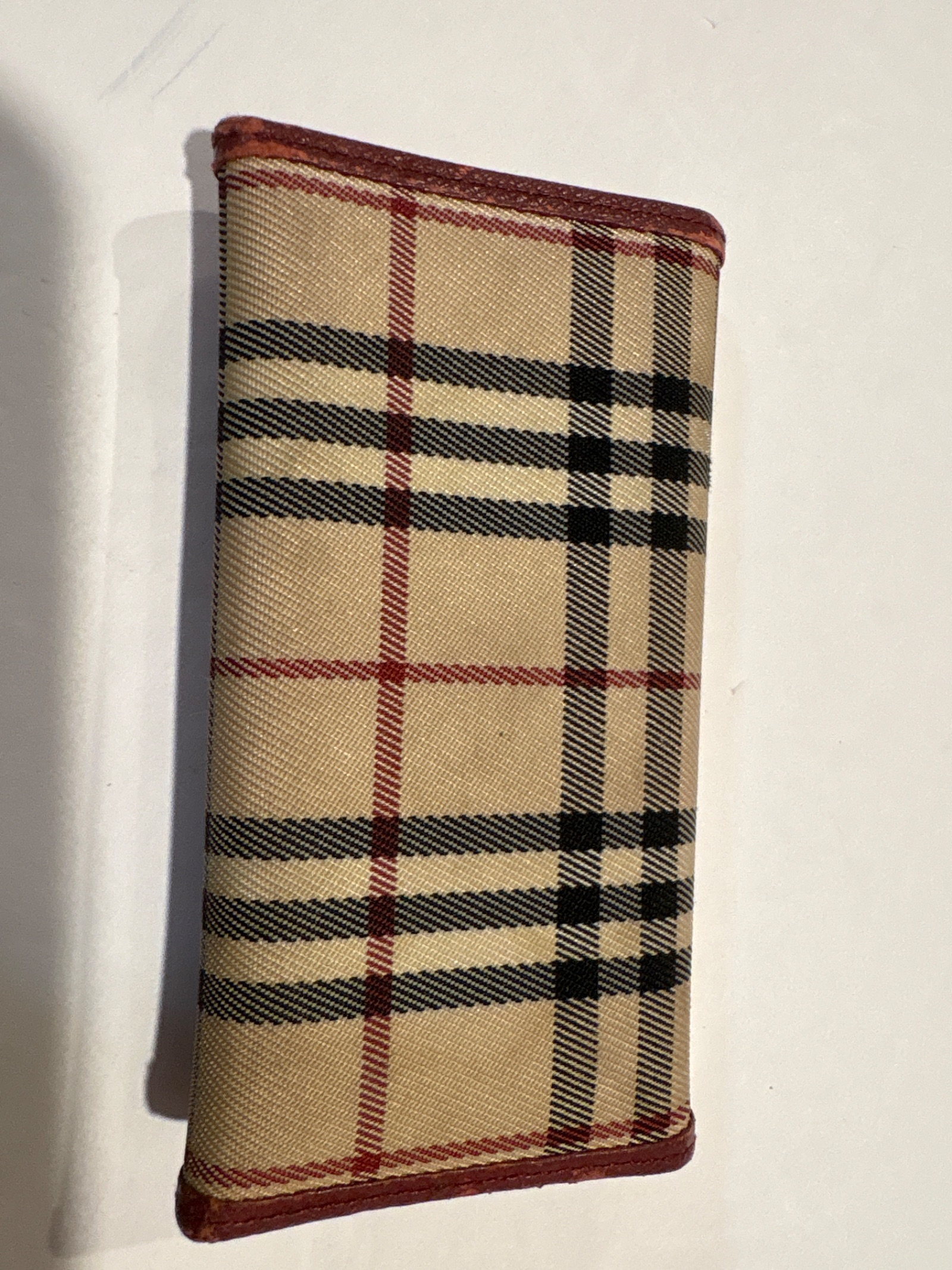 Burberry Nova Check Key Case — photo 3