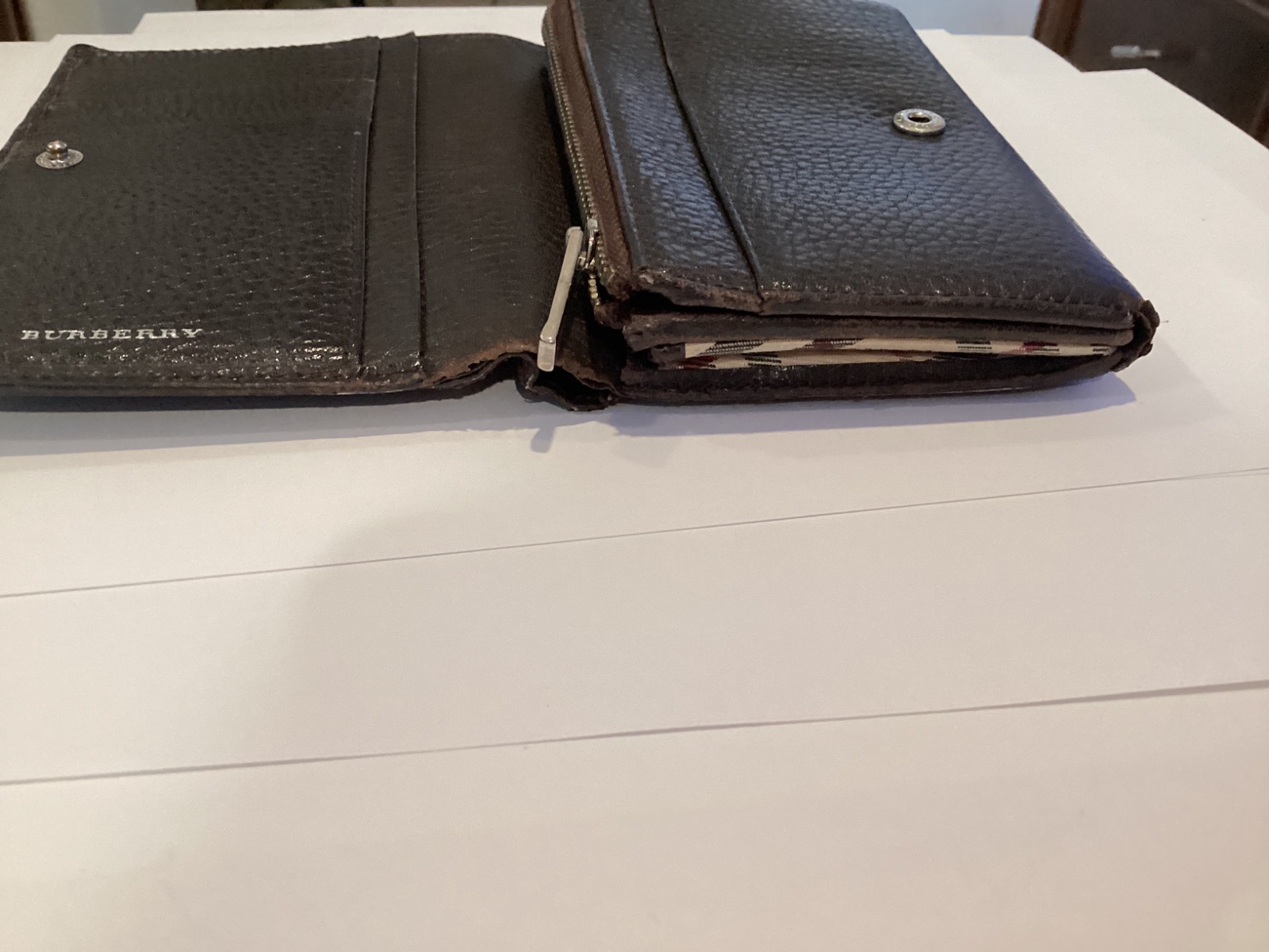 Burberry Continental Wallet in Black Leather — photo 4
