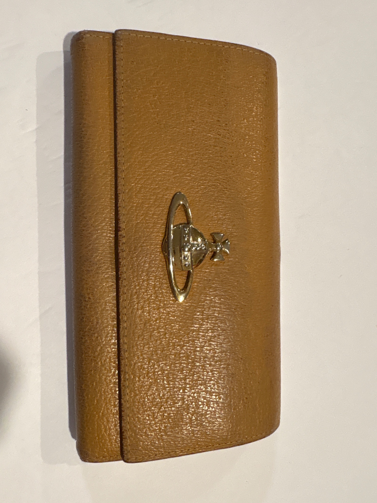 Vivienne Westwood Kiss Lock Wallet in Tan Leather — photo 2