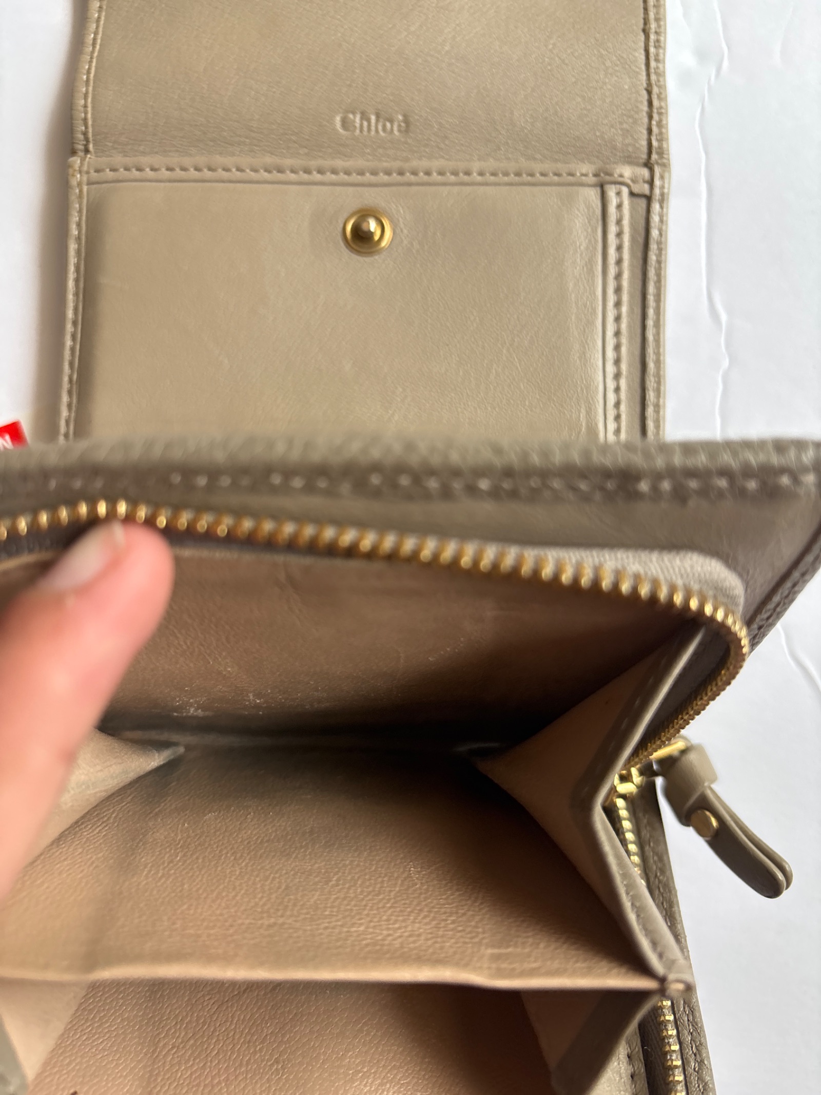 Chloé Alphabet Leather Coin Purse — photo 6