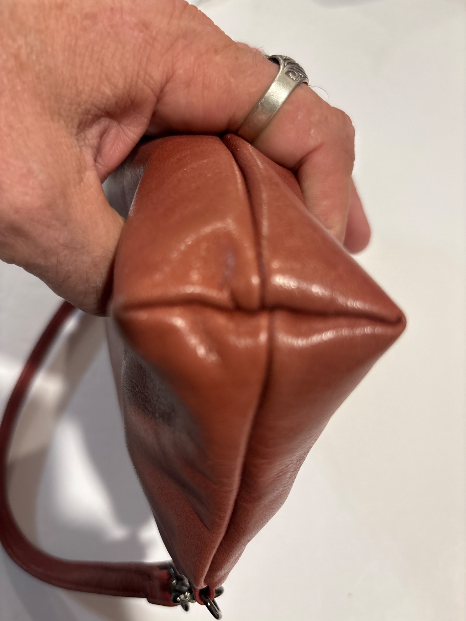Kitamura Leather Shoulder Bag — photo 6