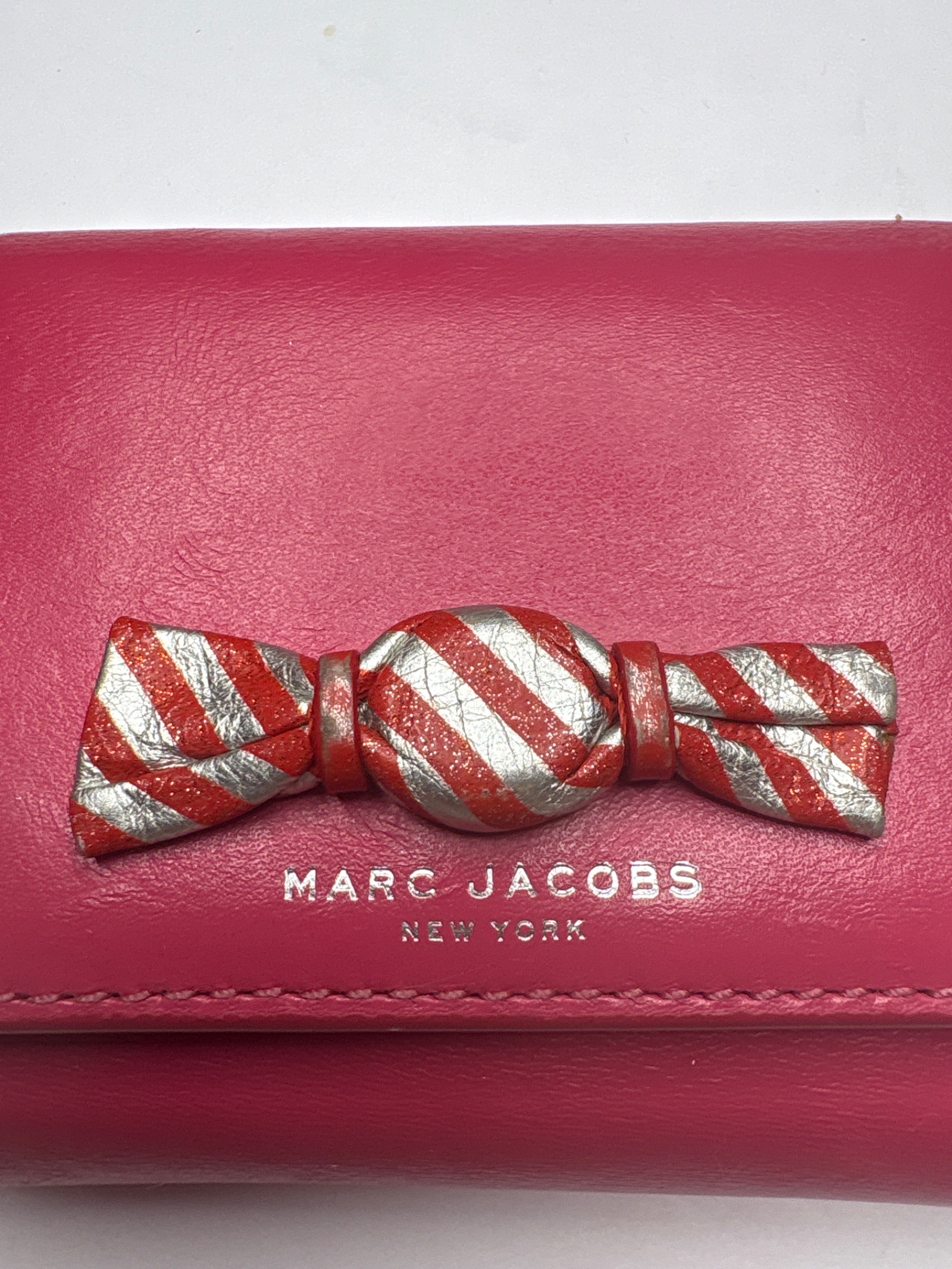 Marc Jacobs Compact Leather Wallet — photo 7