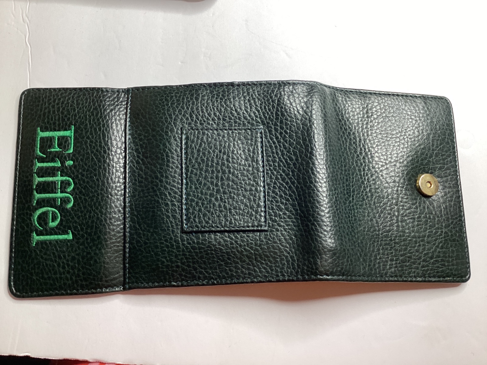 Eiffel Green Leather Trifold Wallet — photo 5
