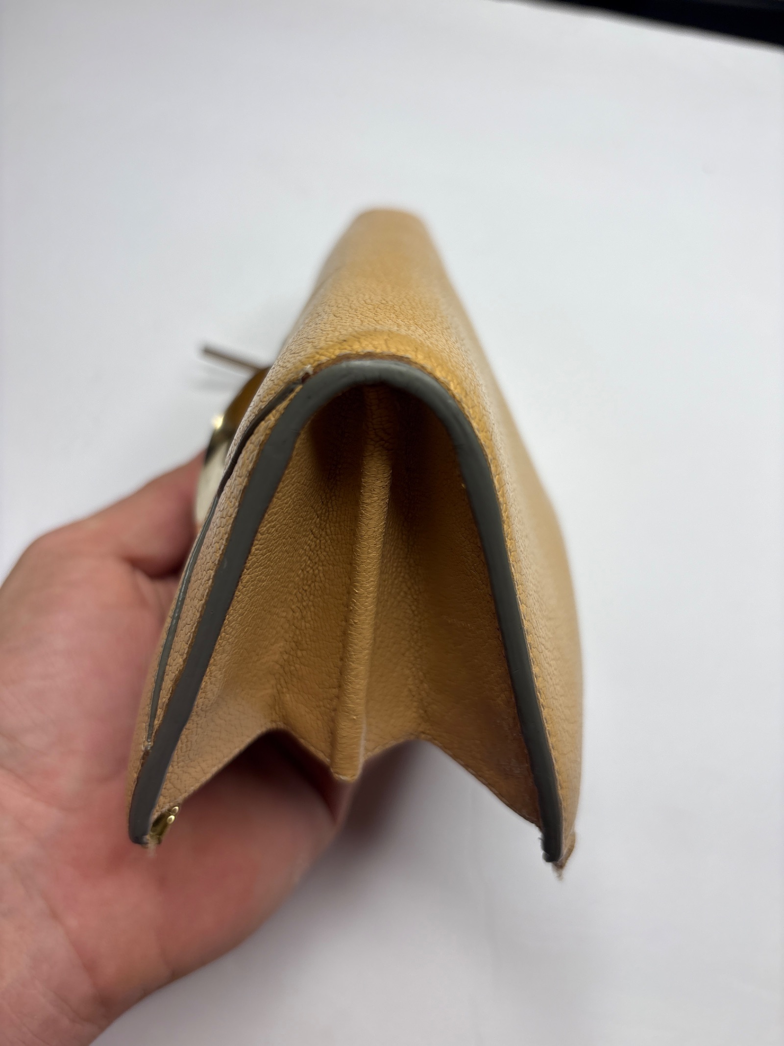 Chloé Bow Detail Long Zipper Wallet in Tan Leather — photo 8