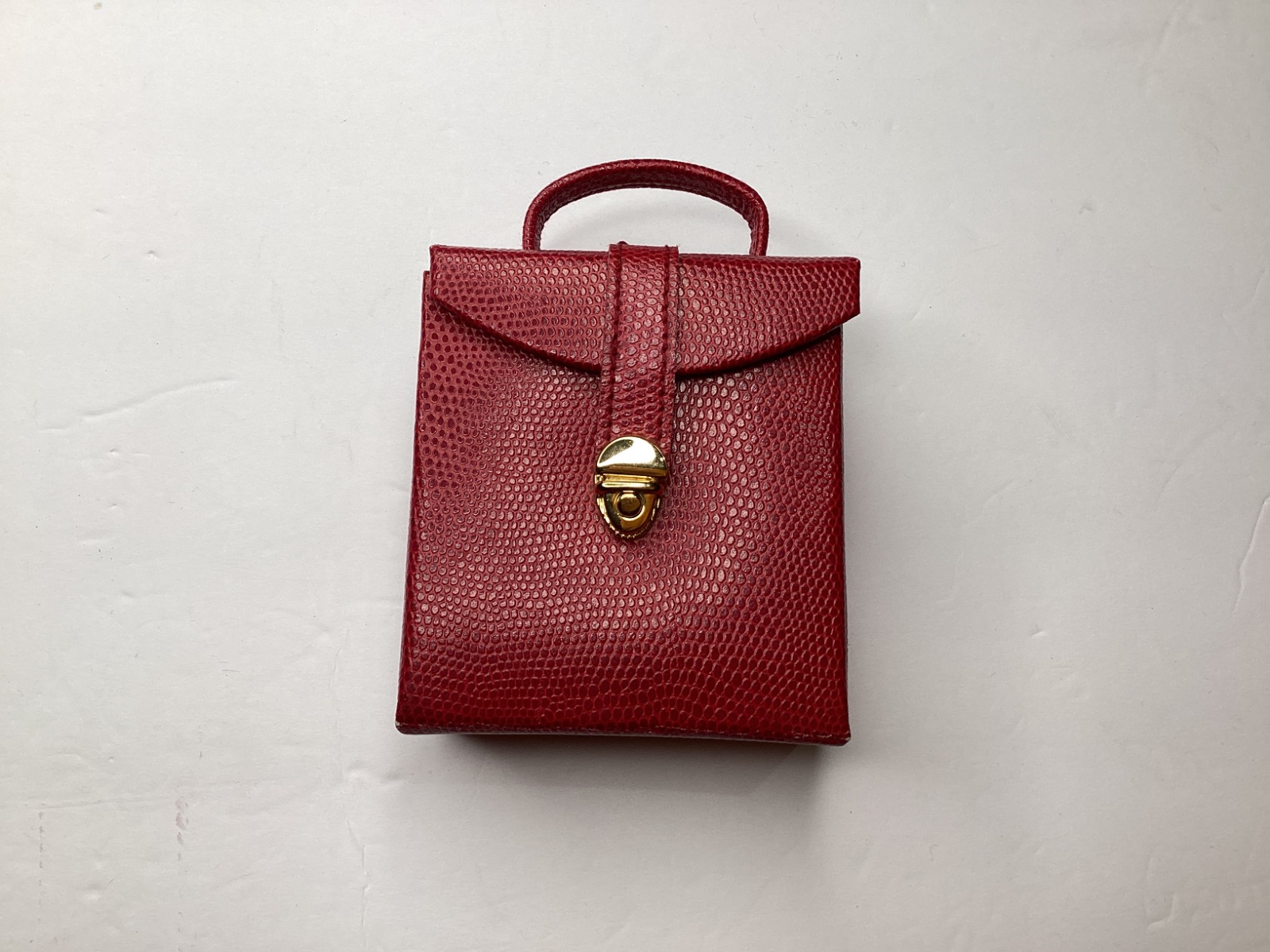 Red Lizard-Embossed Jewelry Travel Case — photo 2